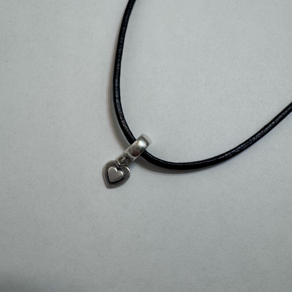 PANDORA Leather Sterling Silver Necklace With Heart Charm - Picture 3 of 6